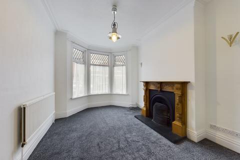 2 bedroom terraced house for sale, Westminster Avenue, HU8