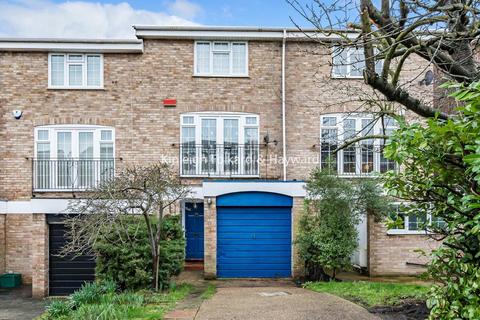 9 Thirlmere Rise, Bromley, BR1 4HY