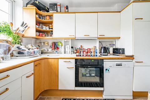9 Thirlmere Rise, Bromley, BR1 4HY