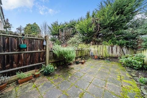 9 Thirlmere Rise, Bromley, BR1 4HY