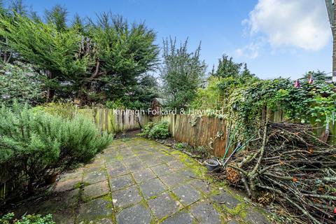 9 Thirlmere Rise, Bromley, BR1 4HY