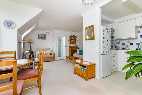 1 bedroom apartment for sale - West Street BN11