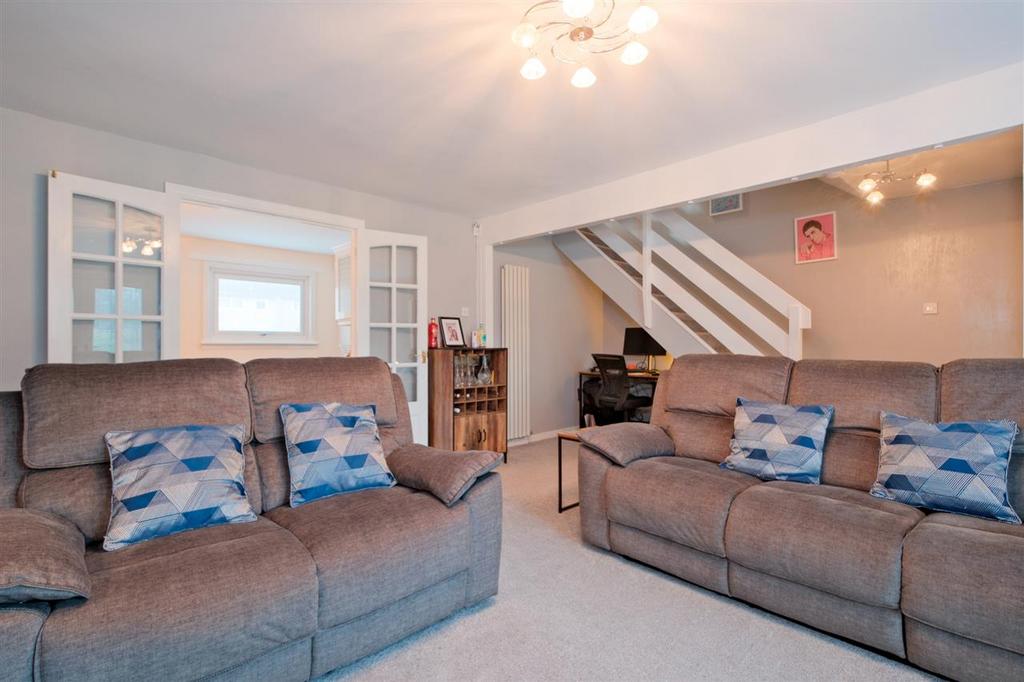 Colonsay, St Leonards, East Kilbride 3 bed terraced house for sale £149,995