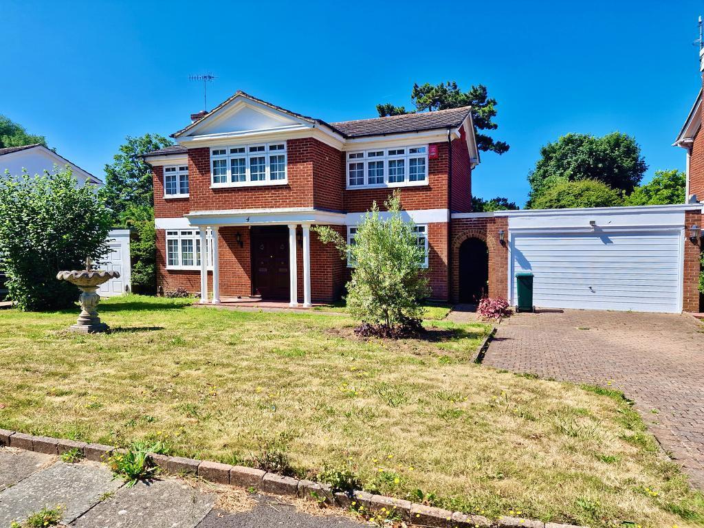 Chalfont Drive, Hove, BN3 6QR 4 bed detached house to rent £3,500 pcm