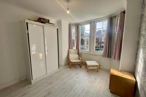 2 bedroom apartment to rent, Wilbury Villas, Hove, BN3 6GB