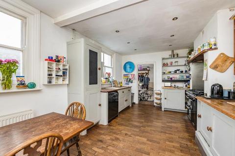 15 Arundel Road, Brighton, BN2 5TE