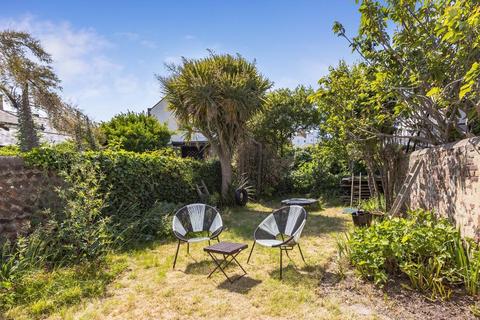 15 Arundel Road, Brighton, BN2 5TE