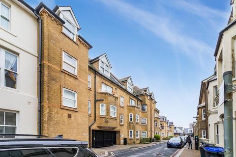 2 bedroom apartment for sale, West Street, Worthing, BN11 3HD