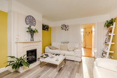65 Marlowe Road, Worthing, BN14 8EZ