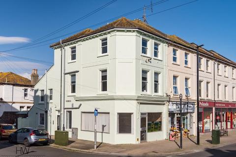 7 bedroom end of terrace house for sale, Eriswell Road, Worthing, BN11 3HH