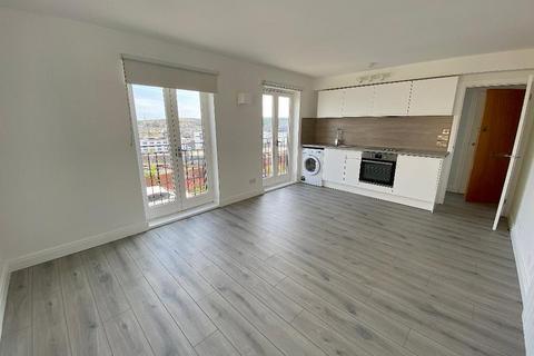 Studio to rent, St Annes Court, Howard Place, Brighton, BN1 3UP