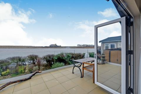 2 bedroom park home for sale, Milford-On-Sea, Hampshire, SO41