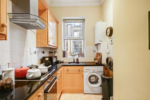Flat 2, 52 Alderney Street, London, SW1V 4EX