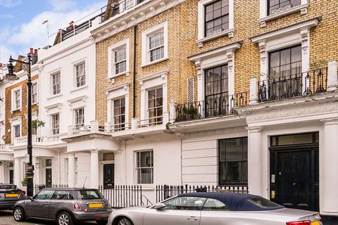 Flat 2, 52 Alderney Street, London, SW1V 4EX