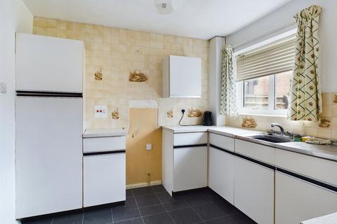 10 Goddard Way, Tuffley, Gloucester, GL4 0YA