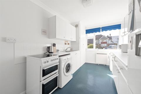 1 bedroom flat for sale, Bath Road, Worthing, West Sussex, BN11