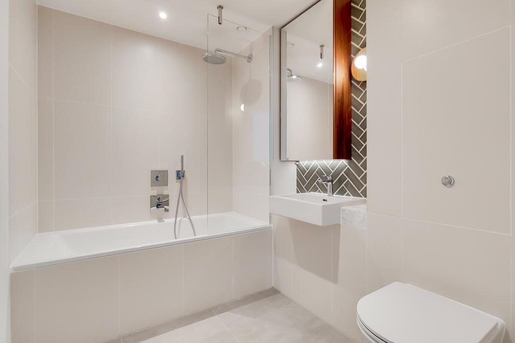 4 Master Ensuite-0