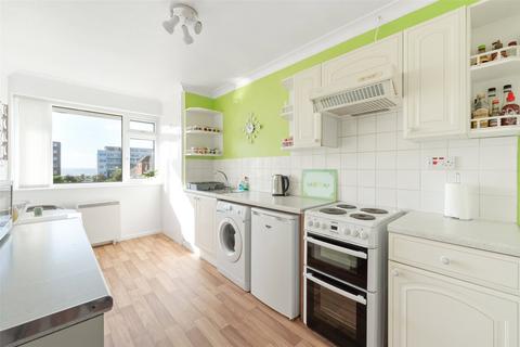 1 bedroom flat for sale, Bath Road, Worthing, West Sussex, BN11