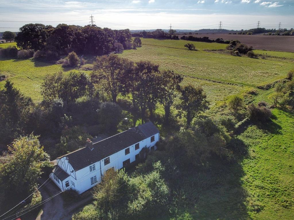 Bury Lane, Streatley, Bedfordshire, LU3 3 bed character property for