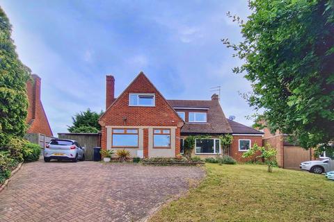 35 Alameda Road, Ampthill, Bedford, MK45 2LA