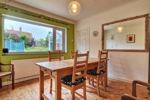 35 Alameda Road, Ampthill, Bedford, MK45 2LA