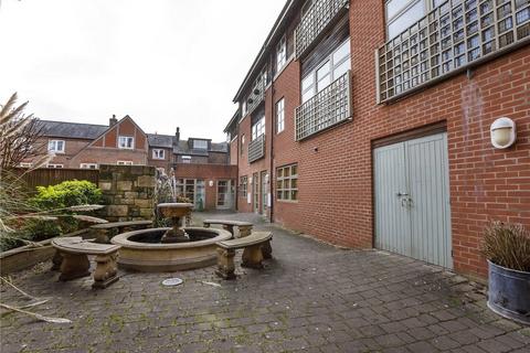 1 bedroom apartment to rent - The Courtyard, St. Martins Lane, York, North Yorkshire, YO1