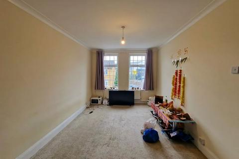 3 bedroom flat for sale - School Road, ., Hounslow, ., TW3 1QX
