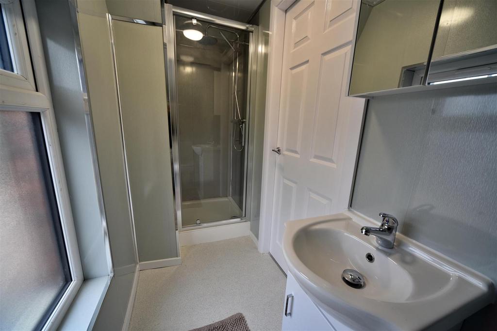 165 AR Room18 08.JPG