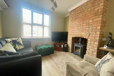 2 bedroom terraced house for sale, South Street, Weedon, Northamptonshire NN7 4QP