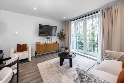 1 bedroom apartment for sale - Riverside Gardens, 8-14 Oatlands Drive, Weybridge, Surrey, KT13