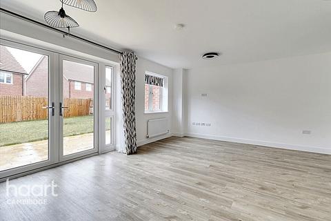 46 Bennett Way, Sawston, Cambridge, CB22 3FR
