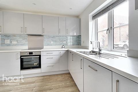 46 Bennett Way, Sawston, Cambridge, CB22 3FR