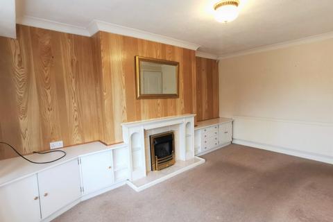 3 bedroom semi-detached house for sale, Moorfield Road, Leyland PR25