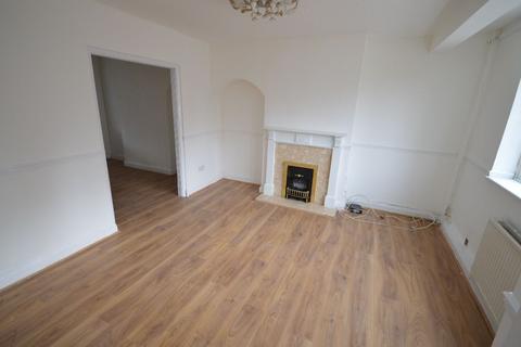 2 bedroom terraced house to rent, New Road, Dagenham Docks