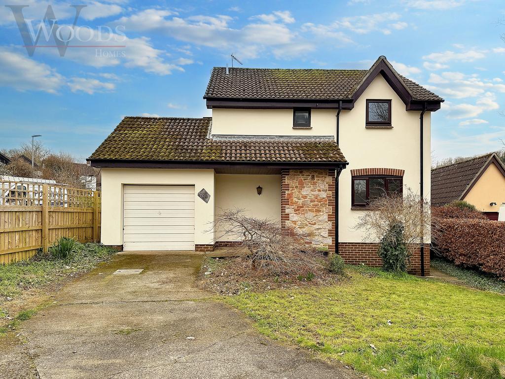 8 Reynell Road, Ogwell, Newton Abbot, Devon, TQ12 6YA 3 bed detached
