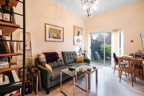 2 bedroom property for sale, Staverton Road, Brondesbury Park, NW2