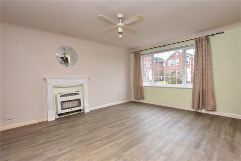 3 bedroom detached house for sale, Tingley Avenue, Tingley, Wakefield, West Yorkshire