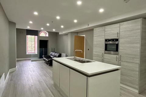 3 bedroom flat to rent, Ashwood Villas, Headingley, Leeds, LS6