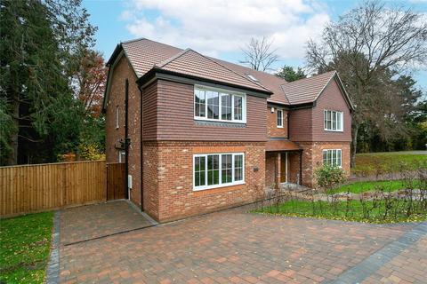 5 bedroom semi-detached house for sale, Wyatts Road, Chorleywood, Rickmansworth, Hertfordshire, WD3