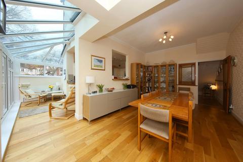 25 Alma Road, Cardiff, CF23 5BD