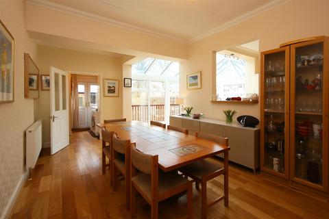 25 Alma Road, Cardiff, CF23 5BD