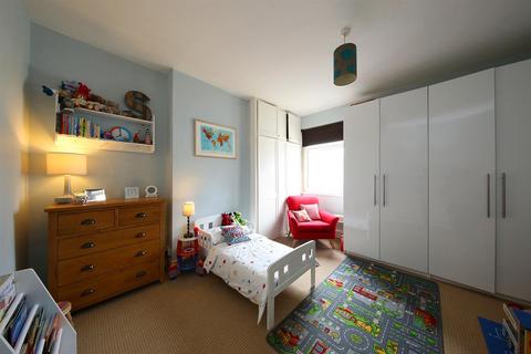 76 Australia Road, Cardiff, CF14 3DA