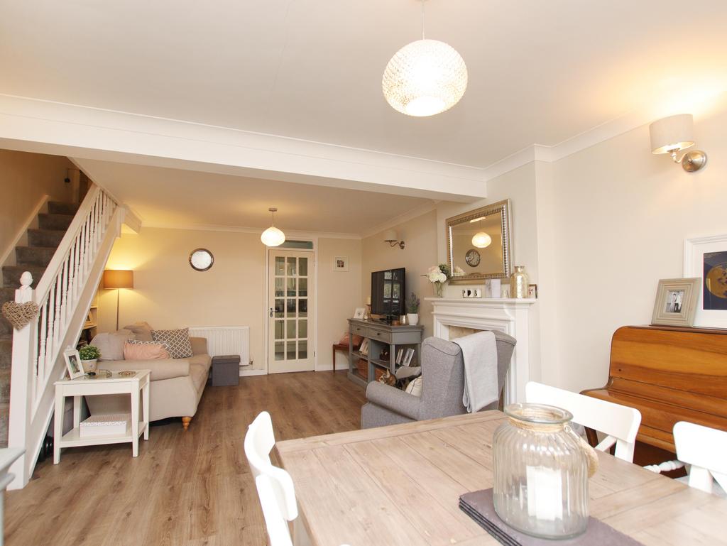 Cardiff Road, Llantrisant, CF72 8DG 3 bed terraced house for sale £