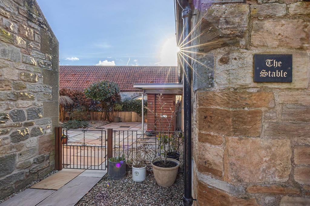Linlithgow, Linlithgow EH49 3 bed barn conversion for sale £410,000
