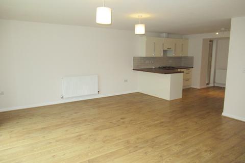 5 bedroom end of terrace house to rent, Couture Grove, Street BA16