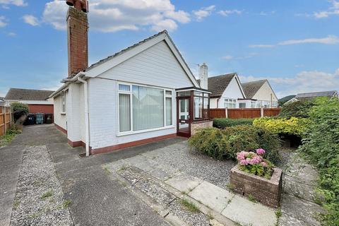 2 bedroom detached bungalow for sale, Lon Y Cyll, Pensarn LL22 7RW