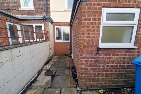 2 bedroom terraced house to rent, Castle Grove, Perth Street West, Hull, Yorkshire, HU5