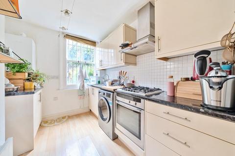15a Glengall Road, London, NW6 7EL