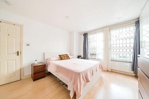 15a Glengall Road, London, NW6 7EL