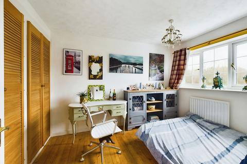 53 Temple Grange, Werrington, Peterborough, PE4 5DW